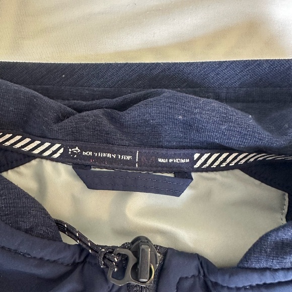 Abercorn Vest - Picture 2 of 4